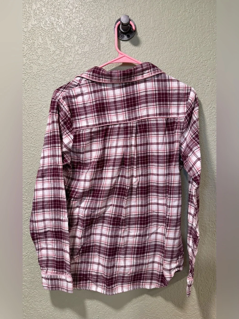 UGG Burgundy, Pink & White Plaid Pajama Set Small - Picture 4 of 7